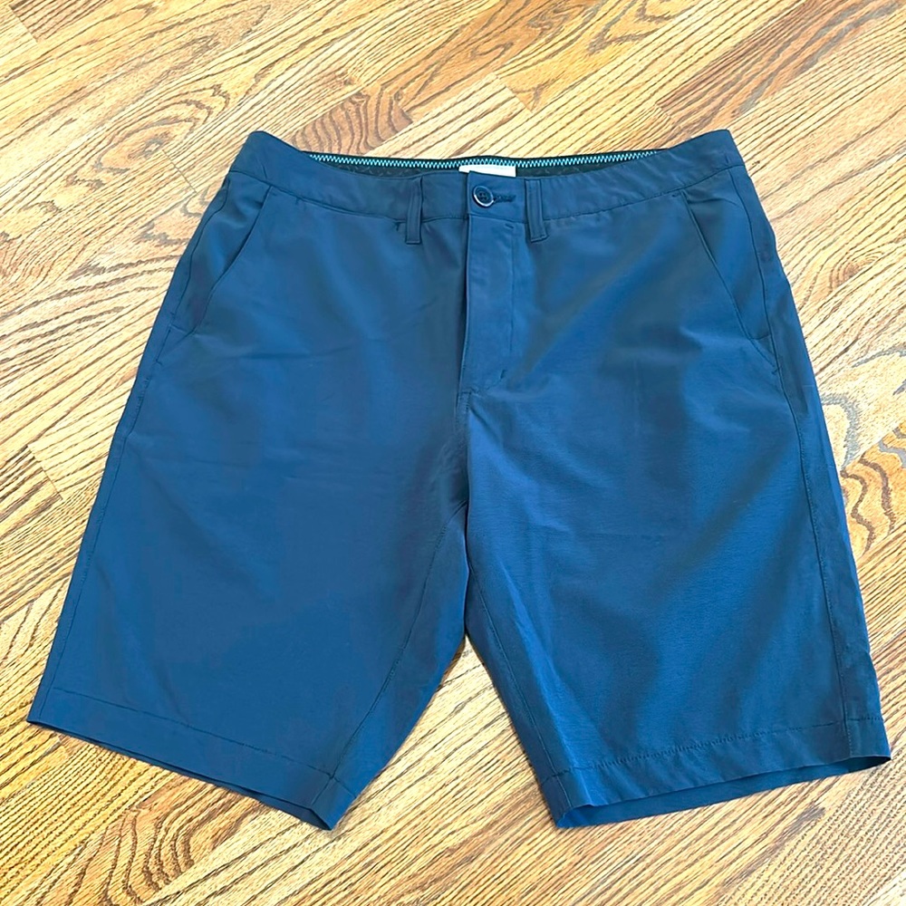 Men’s 7 Diamonds shorts
